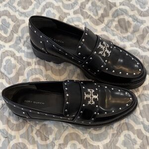Tory Burch Black Studded Loafers Womens 8 lug sole silver